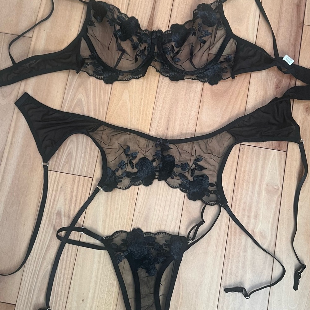 Sheer Black Floral Embroidered Underwire Bra & Garter Set